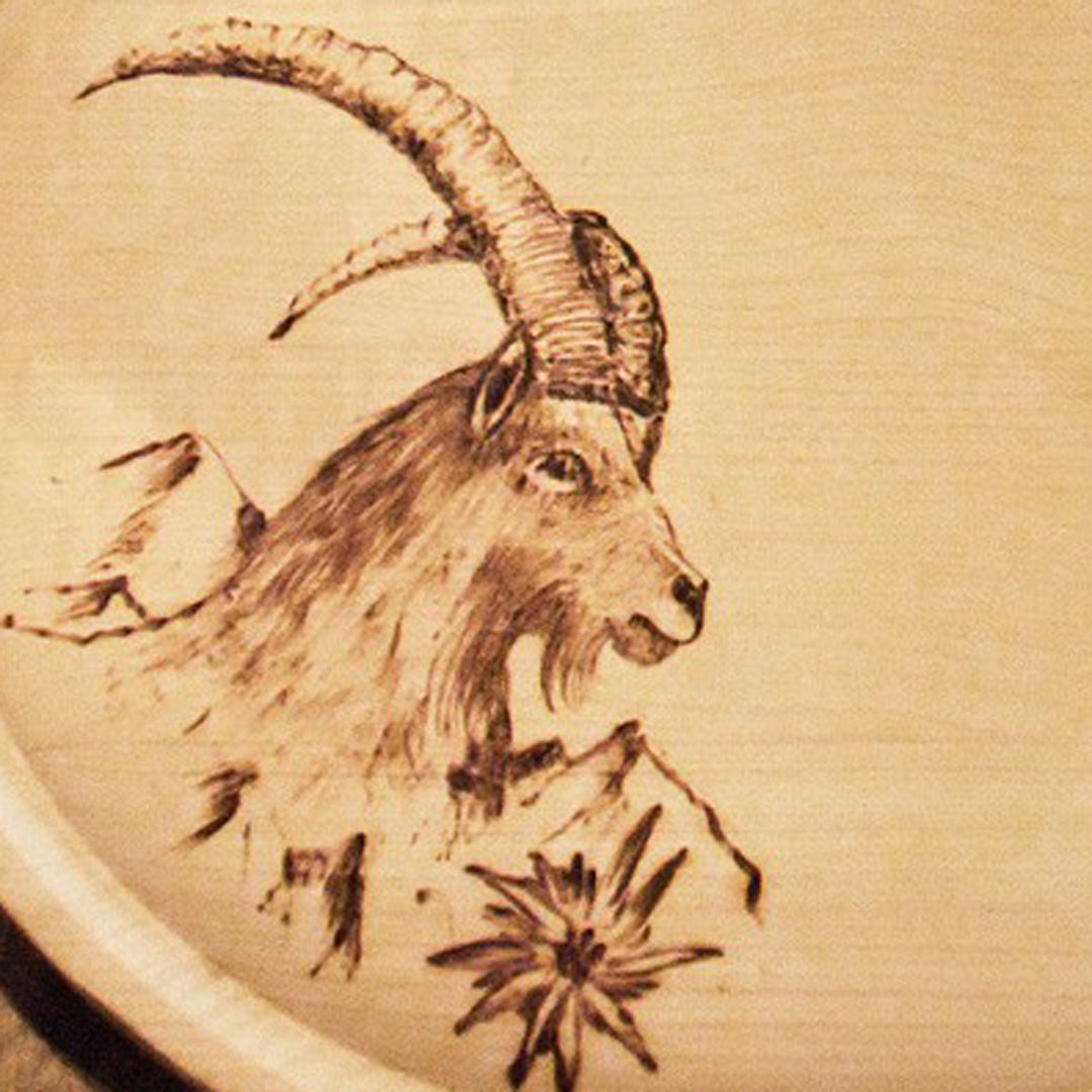 wooden board curved edge approx. 30 x 20 cm