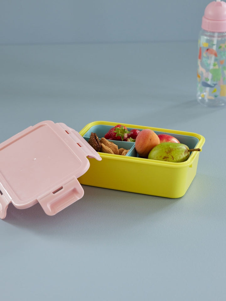 Lunchbox mit 3 Einsätzen in zartem Rosa und Gelb