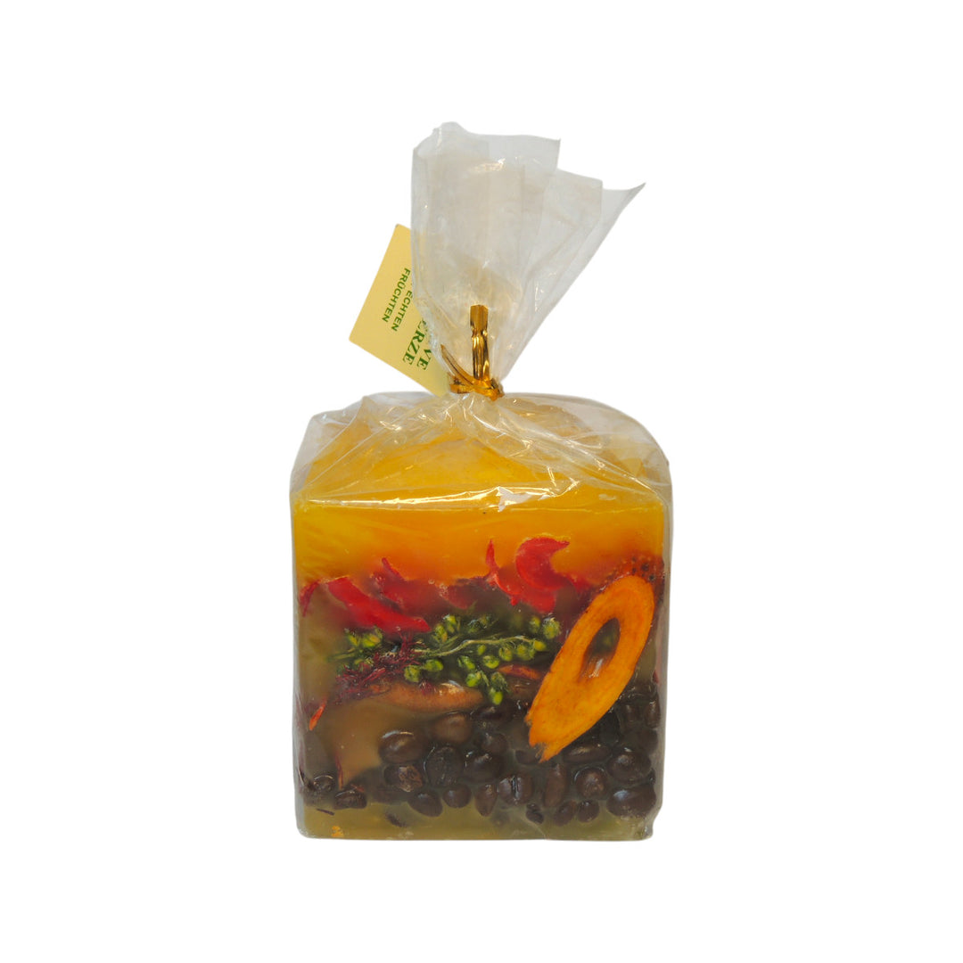 Scented candle with real fruits - square