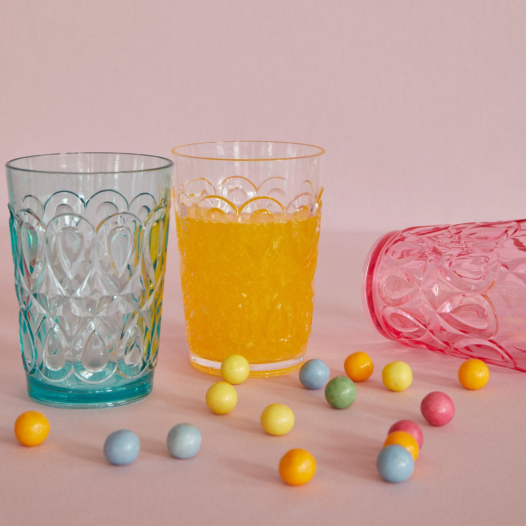 Acrylic cup in pink with swirl embossing - 500 ml