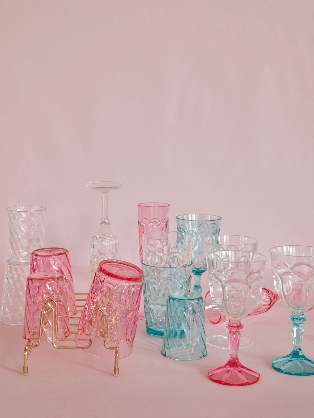 Acrylic Mug in Twisted Swirl Design – Pink – Medium – 340 ml