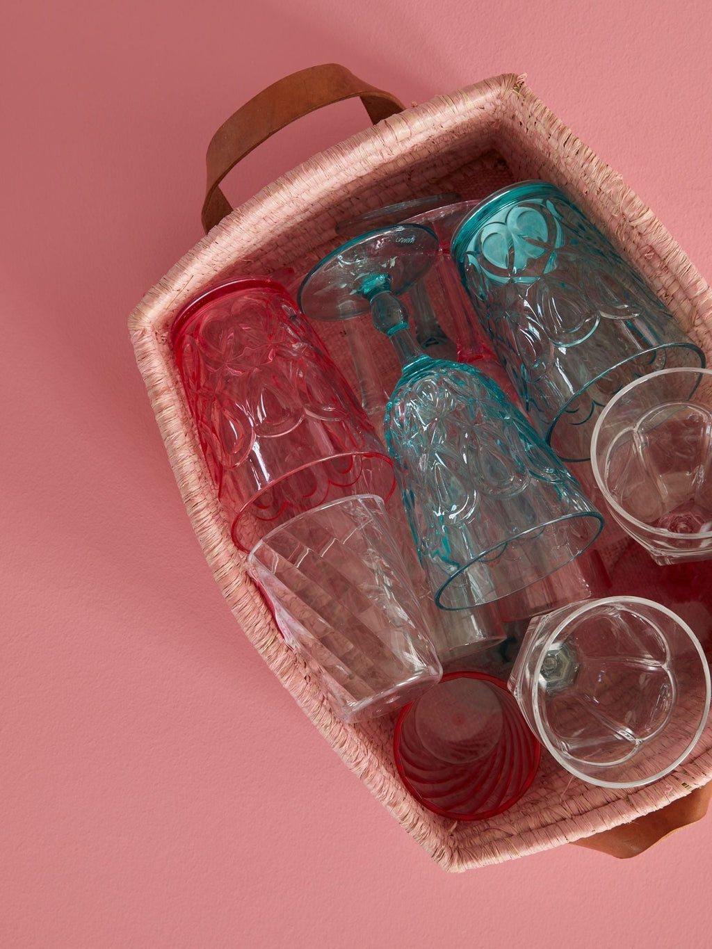 Acryl-Weinglas in Mint mit wirbelnder Prägung – 400 ml