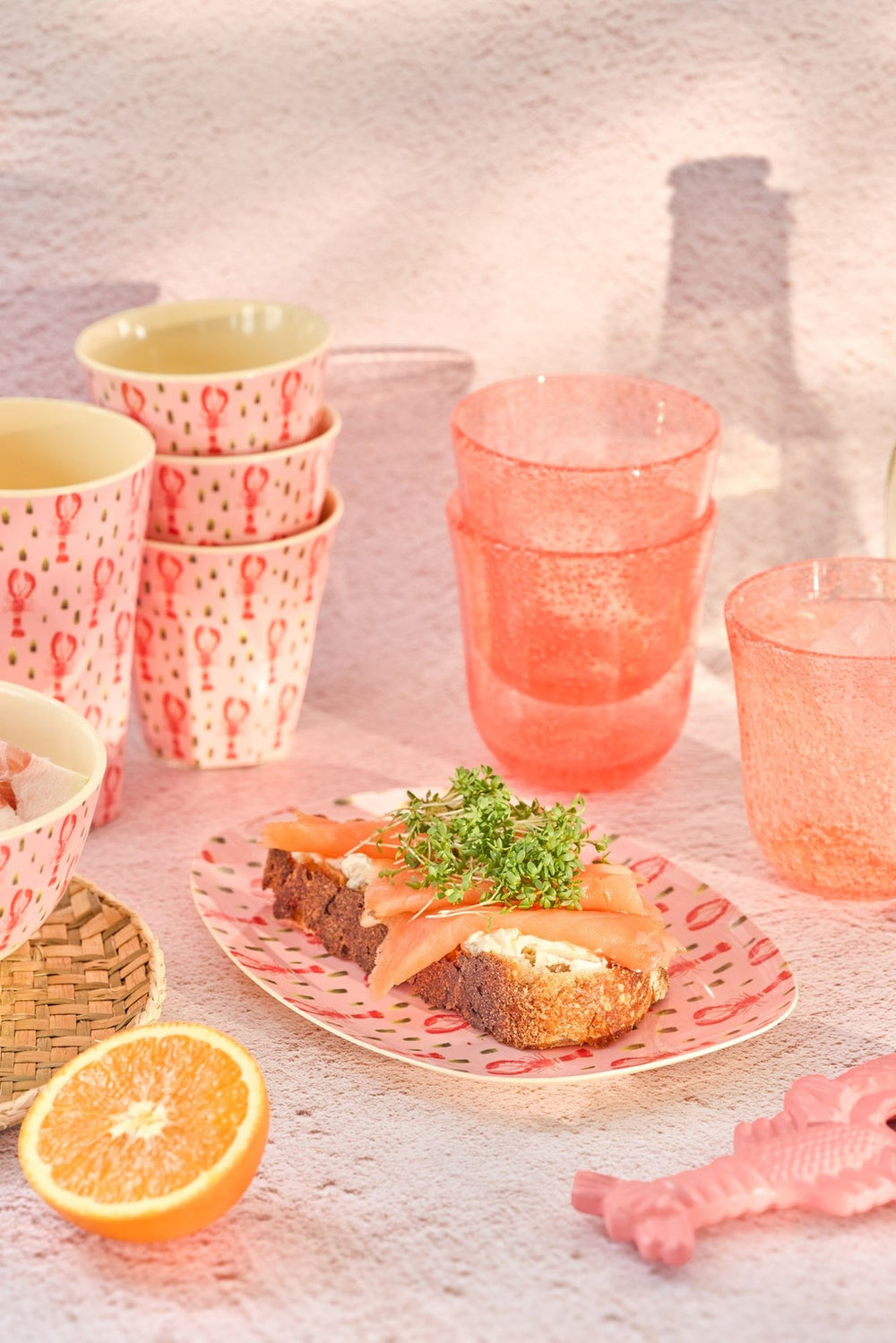 Melamin rechteckiger Teller mit Pink Lobster Print – klein