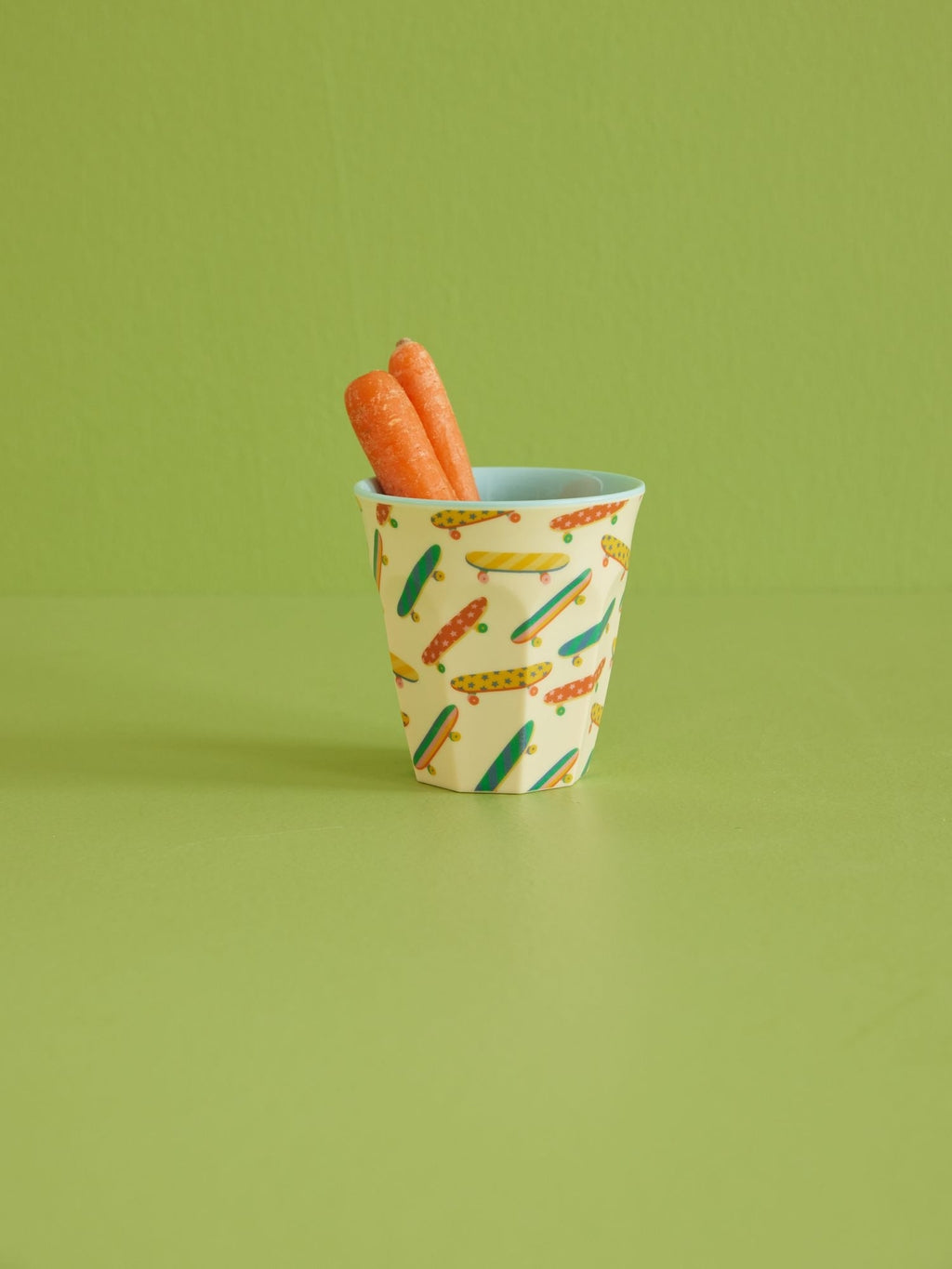 Melamine Cup with Skateboard Print – Medium – 250 ml