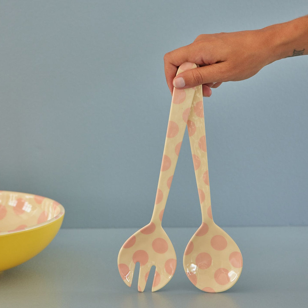 Melamin-Salatlöffel und -gabel mit rosa Punkten-Print