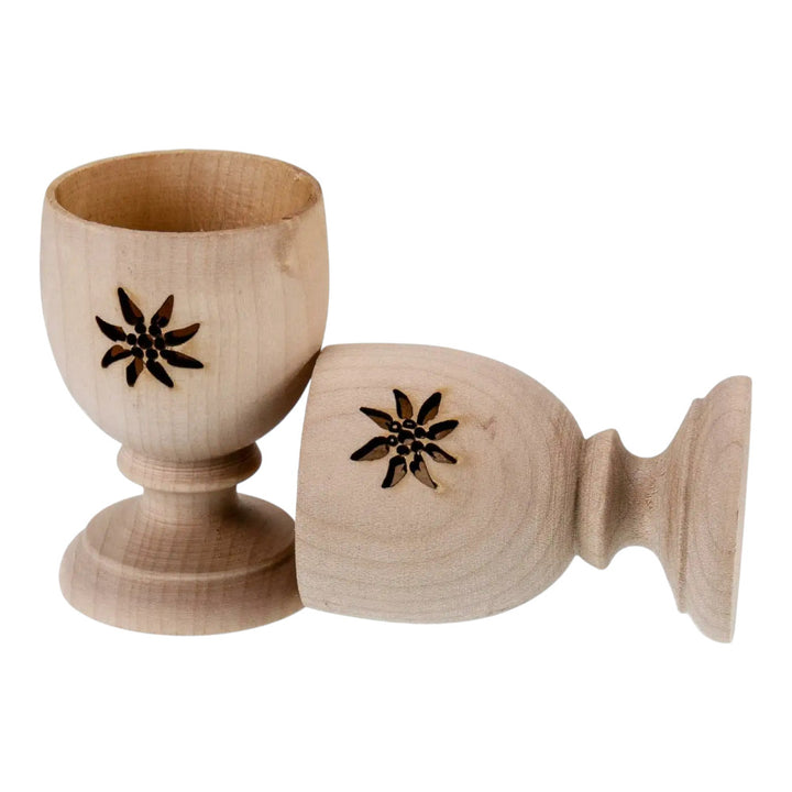 Egg cup made of maple wood approx. 4.5 x 6 cm