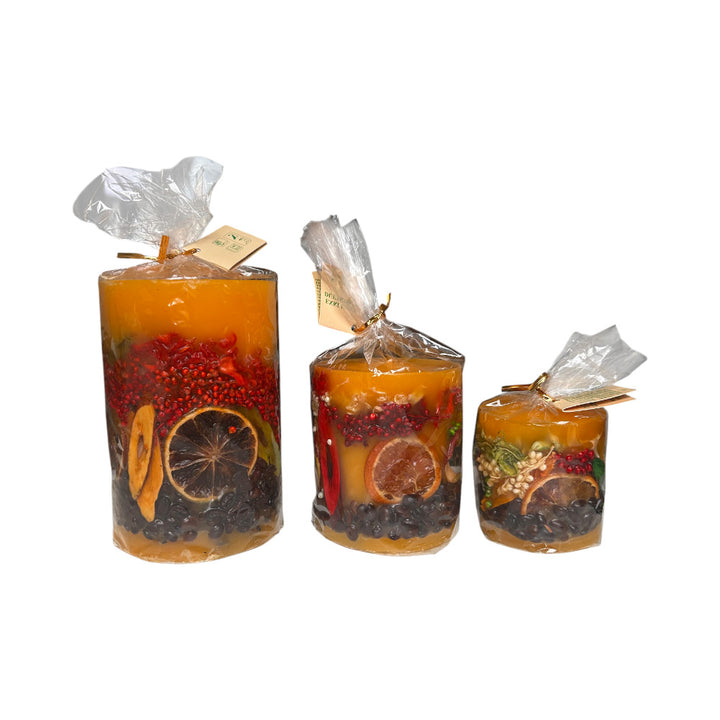 scented candle with real fruits