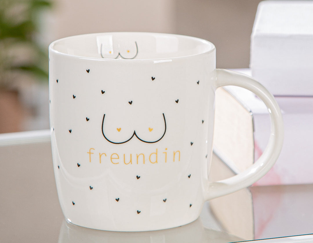 Tasse / Becher „Busenfreundin“
