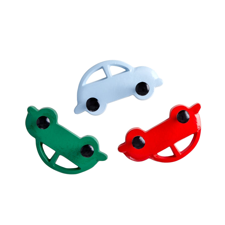 Metal hook in car shape – 3 different colors – red, green and light blue