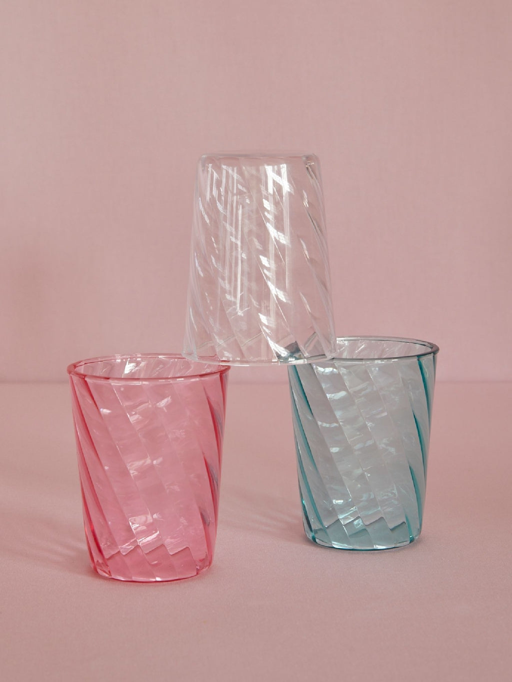 Acrylic mug in Twisted Swirl design – Mint – Medium – 340 ml