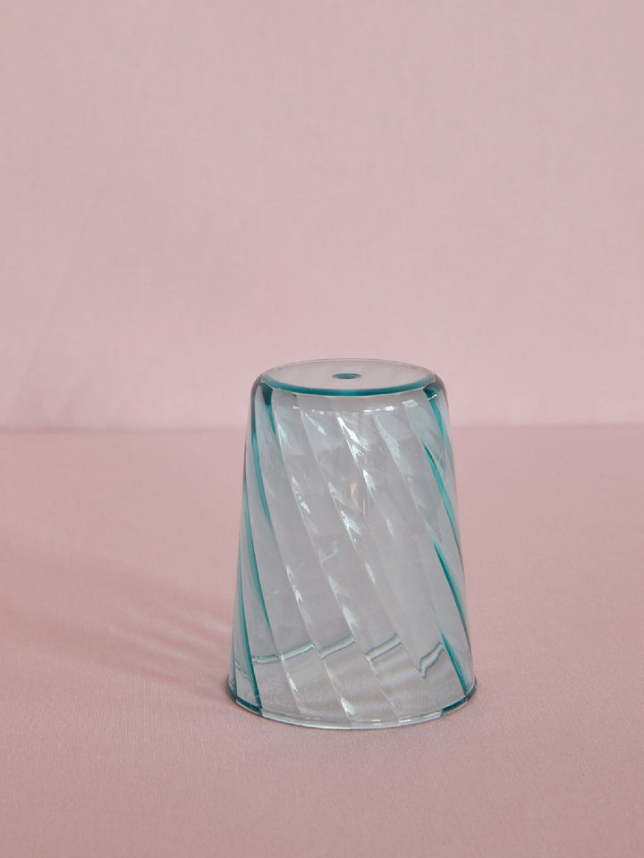 Acrylbecher im Twisted Swirl Design – Mint – Mittel – 340 ml