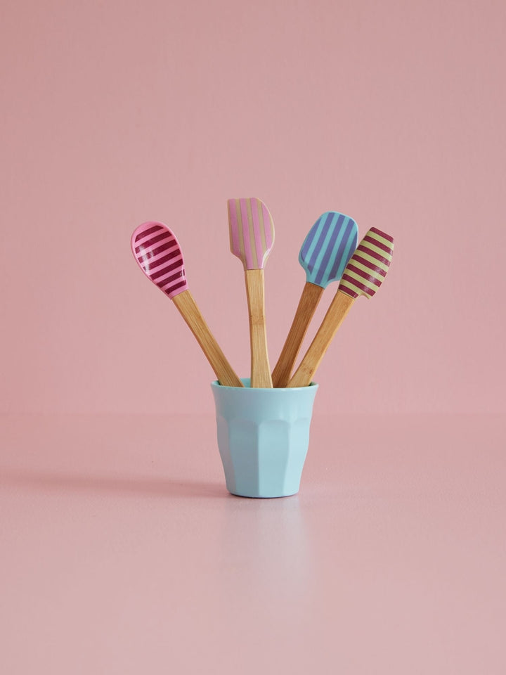 Silicone scraper with bamboo handle in different colors and printed stripes - set of 4
