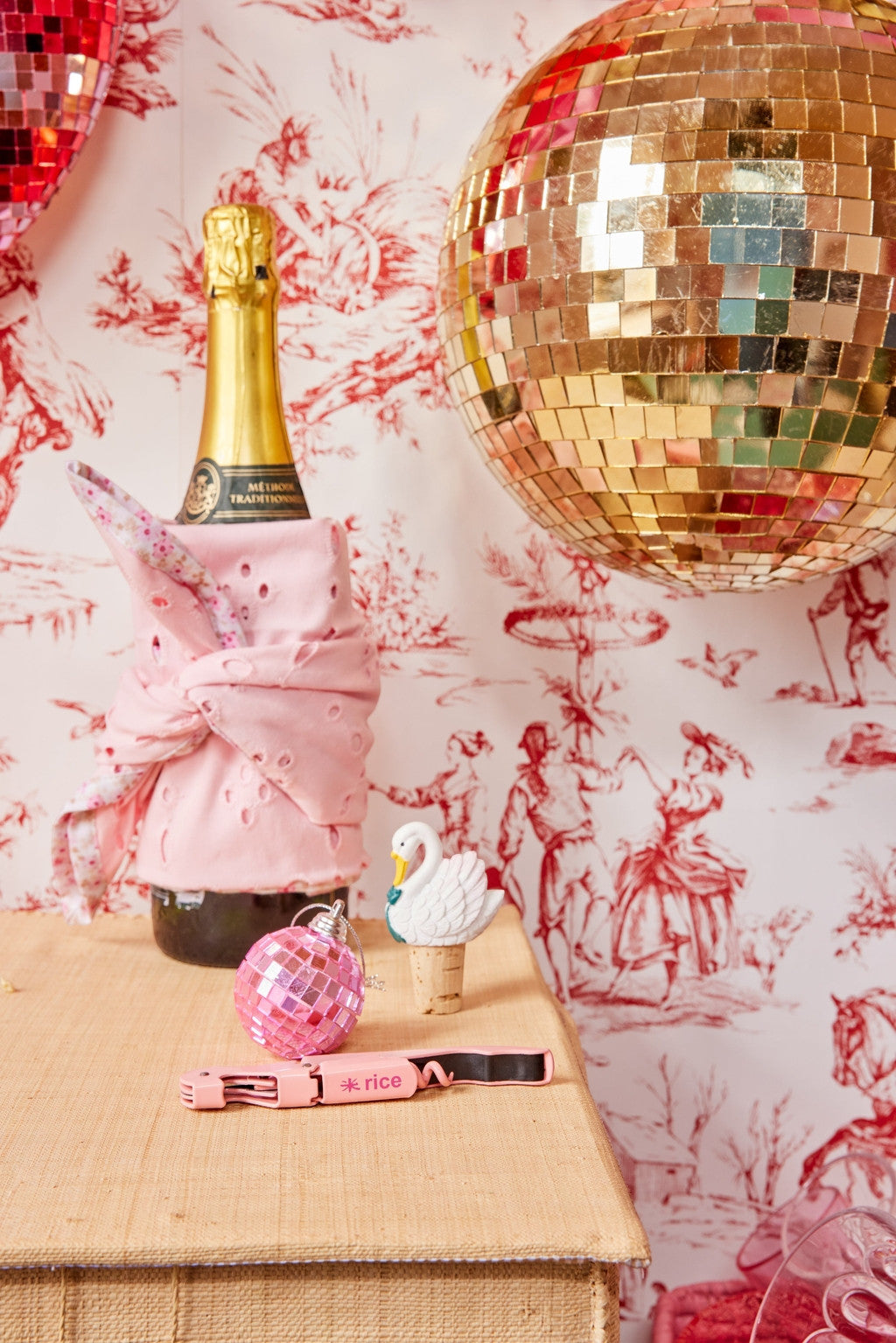 Metall-Korkenzieher in 2-sort. Farben – Rosa und Rot