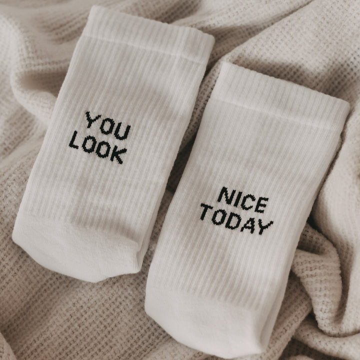 Eulenschnitt Socken "You look nice today"