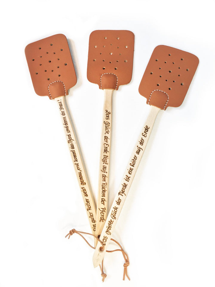Fly swatter - thick leather - raw wood