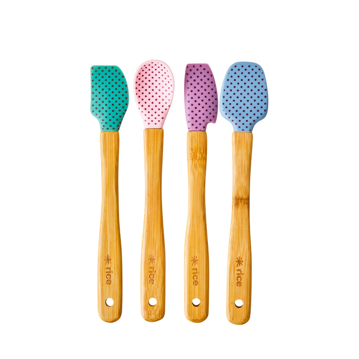 Silicone scraper with bamboo handle in different colors and white dots - set of 4